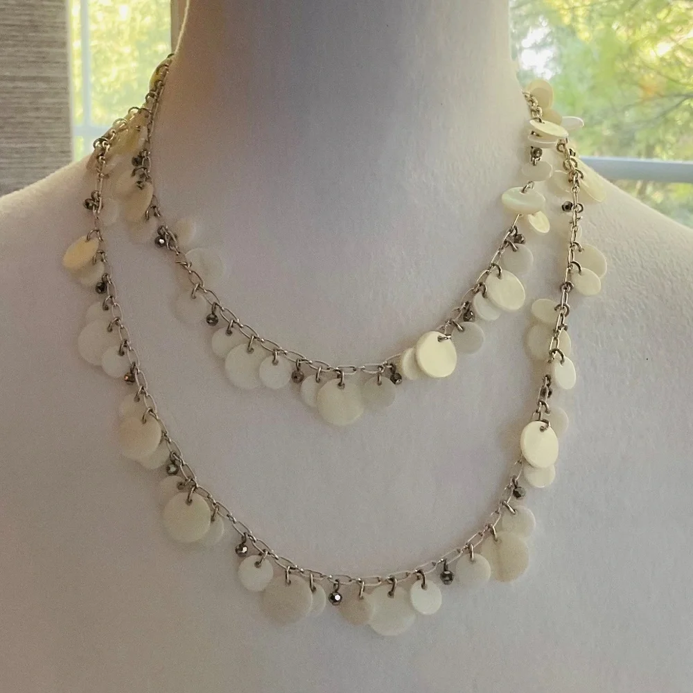 Stella & Dot Toujours MOP Coin Necklace 38" - Picture 3 of 6